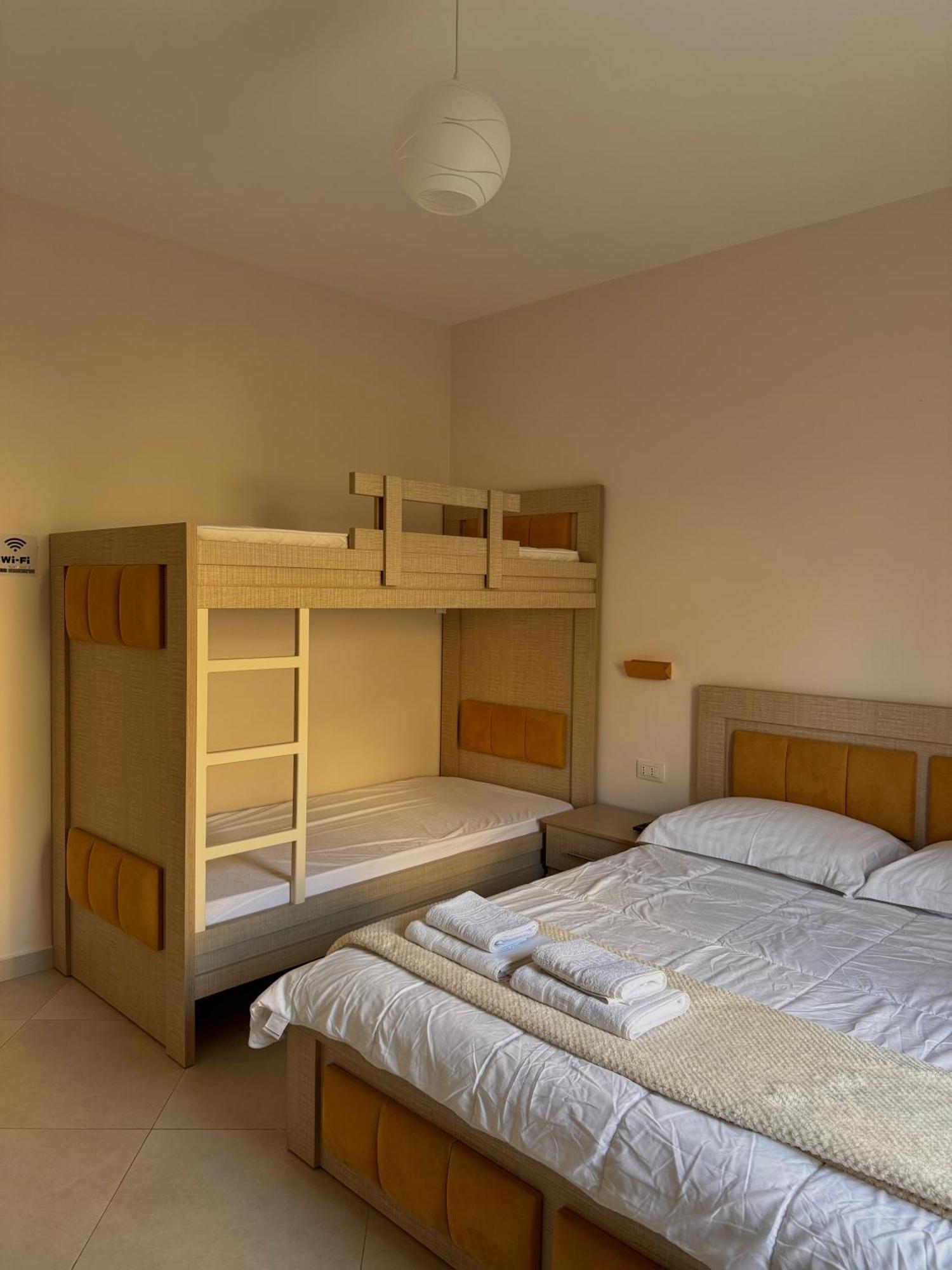 Vila Majola Sarandë Exterior foto